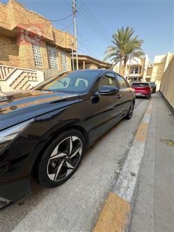 هیوندای ئەلەنترا